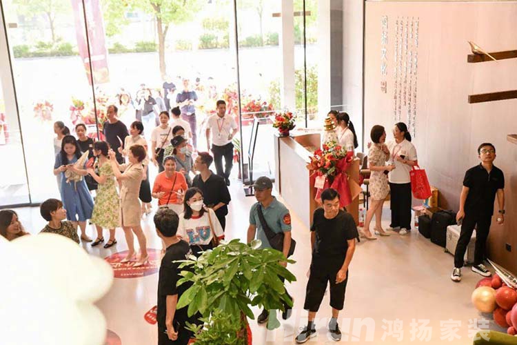 典范辟新，美好湖湘丨鴻揚家裝寧鄉(xiāng)定制旗艦店盛大開業(yè)