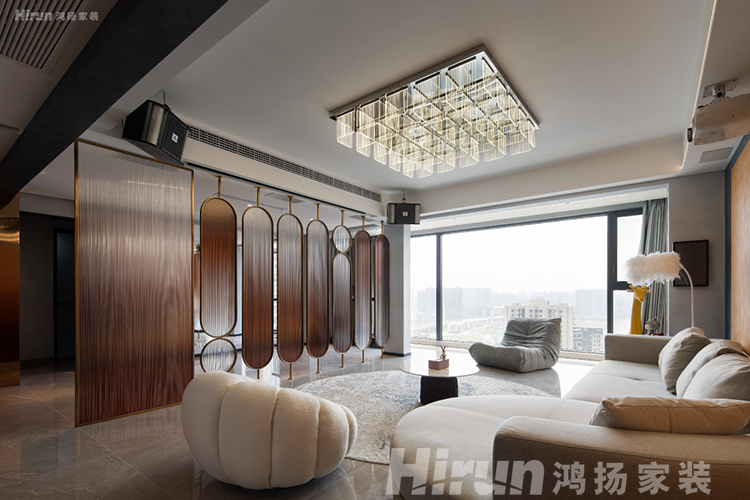 逆勢(shì)增長(zhǎng)、破浪領(lǐng)航！政協(xié)副主席彭繼球盛贊鴻揚(yáng)家裝
