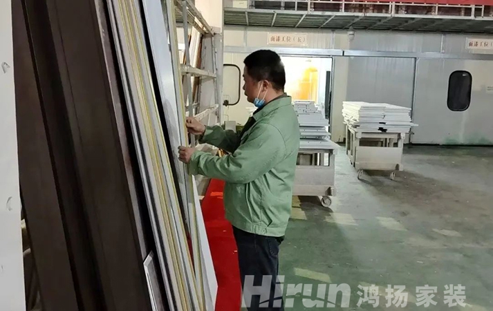鴻揚博物館丨一張21年前的畢業(yè)照，里面有這些人……