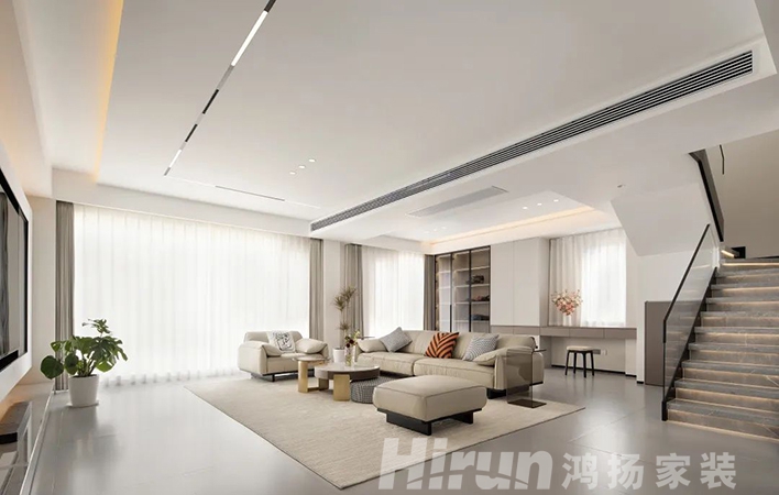 是為家而行的“大女主”，也是被家寵愛的“小公主”
